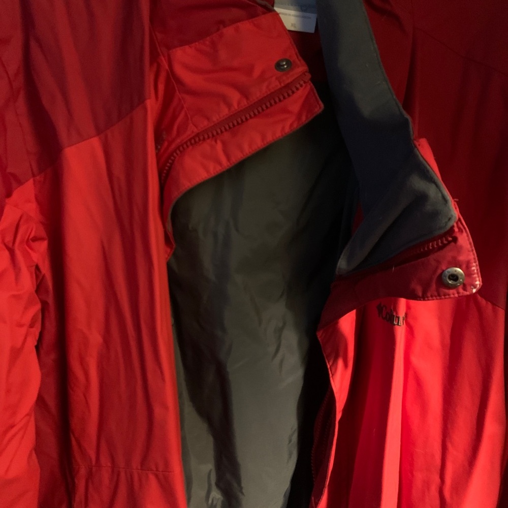 Columbia Rain Jacket